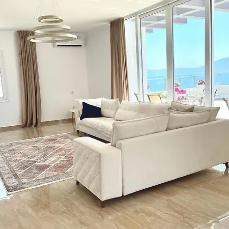 Holidays In Marina * Vlorë