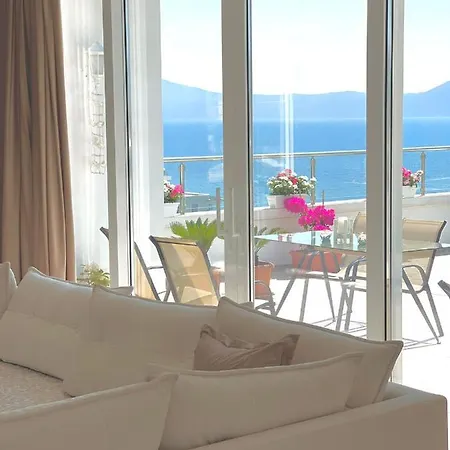 아파트 Holidays In Marina